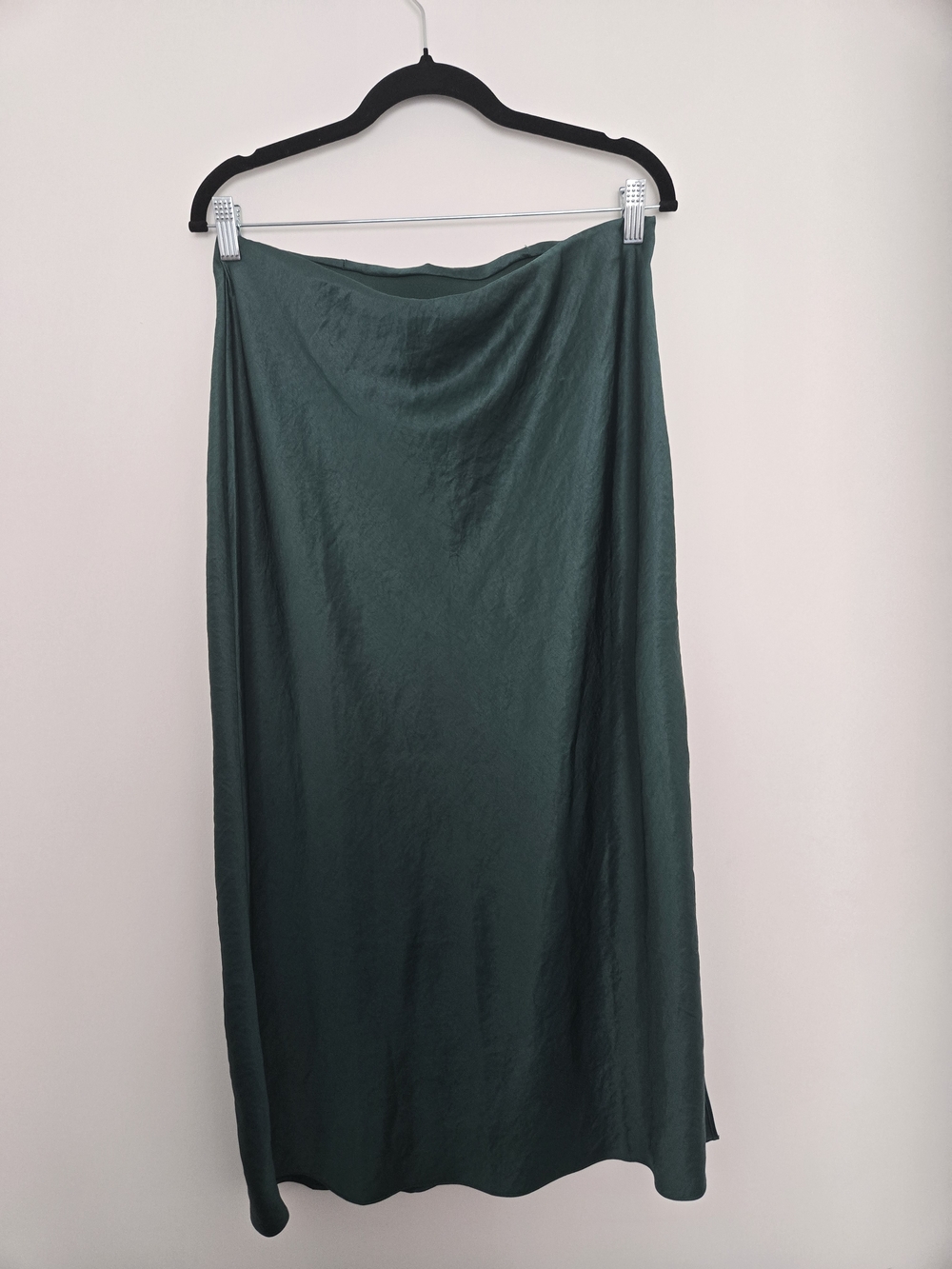 Madewell Women’s size 8 emerald green maxi skirt w/ side slit - satin look